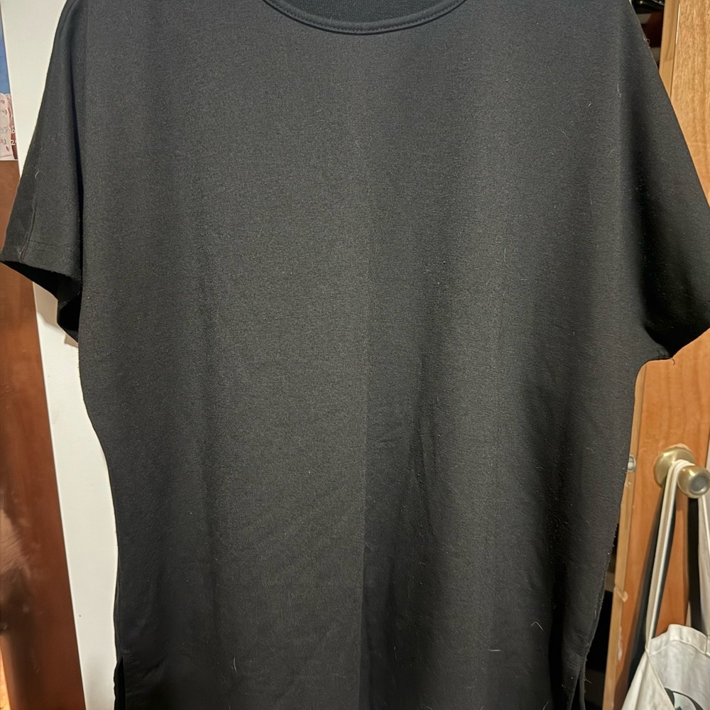 Classic Black Women T-Shirt Size XL